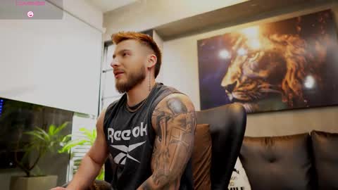 Snapshot of davidd_blake chatting on October 5, 2:54 am David Blakee online show from October 5, 2:54 am