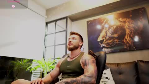 Snapshot of davidd_blake chatting on October 7, 3:58 am David Blakee online show from October 7, 3:58 am