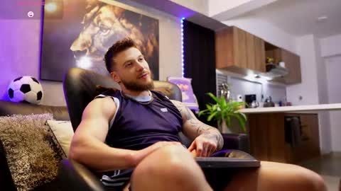 Snapshot of davidd_blake chatting on October 21, 4:24 am David Blakee online show from October 21, 4:24 am