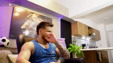 Snapshot of davidd_blake chatting on October 30, 5:42 am David Blakee online show from October 30, 5:42 am