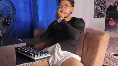 Davide online show from October 11, 6:50 pm