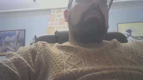 Snapshot of davidmax245 chatting on January 11, 11:32 pm davidmax245 online show from January 11, 11:32 pm