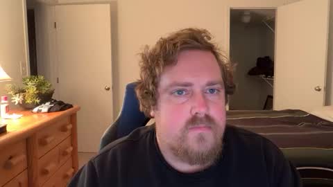 Snapshot of davidmdrake chatting on March 5, 11:23 pm davidmdrake online show from March 5, 11:23 pm