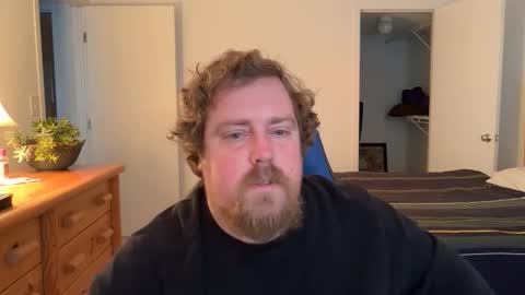 Snapshot of davidmdrake chatting on March 27, 11:26 pm davidmdrake online show from March 27, 11:26 pm