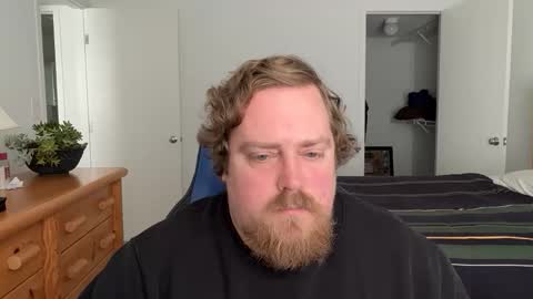 Snapshot of davidmdrake chatting on March 29, 3:56 pm davidmdrake online show from March 29, 3:56 pm