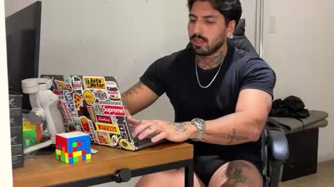 Snapshot of davidov00 chatting on July 2, 8:59 pm davidov00 online show from July 2, 8:59 pm