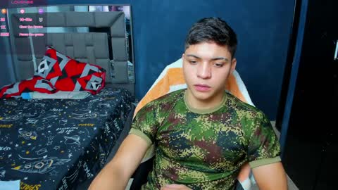 Snapshot of davidro030 chatting on April 5, 1:03 am davidro030 online show from April 5, 1:03 am