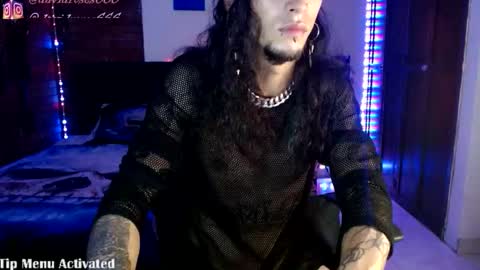 Snapshot of davidroses420 chatting on February 8, 12:03 am online show from February 8, 12:03 am