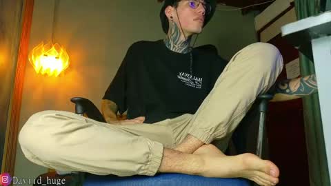 daviid_huge online show from May 16, 7:23 pm
