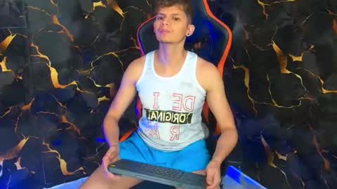 davilap toyboy online show from January 17, 11:37 am