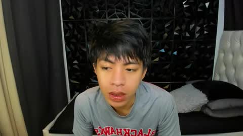 Snapshot of davincihugecock chatting on March 26, 7:08 pm daniel online show from March 26, 7:08 pm