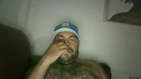 Snapshot of davinson_lopez35 chatting on June 11, 2:33 am davinson_lopez35 online show from June 11, 2:33 am
