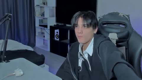 davis online show from October 6, 12:30 am