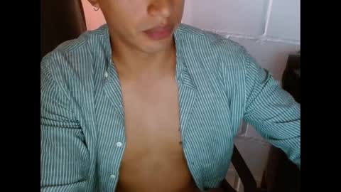 Snapshot of davixx258 chatting on January 28, 1:49 pm DS online show from January 28, 1:49 pm