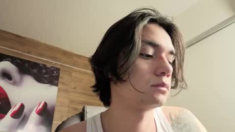 Snapshot of davoxer chatting on January 6, 5:33 am davoxer online show from January 6, 5:33 am