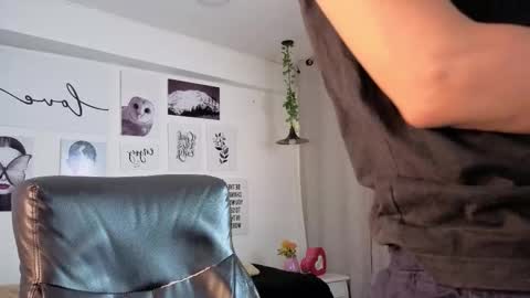 Snapshot of davoxer chatting on January 9, 2:58 am davoxer online show from January 9, 2:58 am