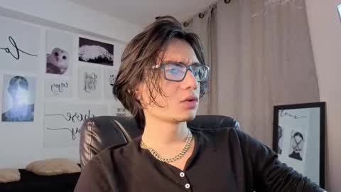 Snapshot of davoxer chatting on January 10, 2:57 am davoxer online show from January 10, 2:57 am