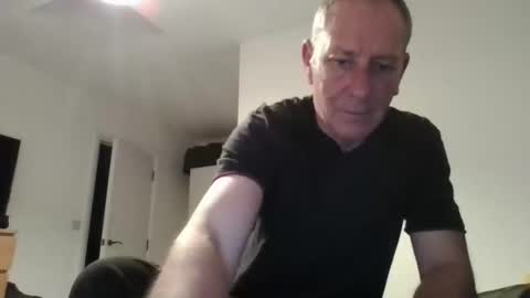 davyboi15 online show from May 21, 11:34 pm