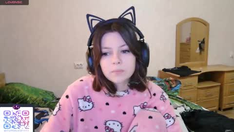 Alice online show from October 2, 7:37 am