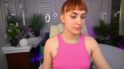 DawnGwin      Sasha online show from May 16, 6:10 am