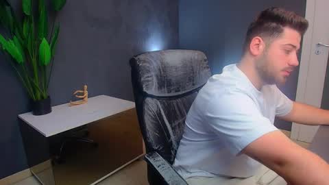 DaxGreer online show from March 30, 4:24 am