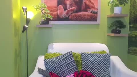 dayan_torres online show from May 16, 10:58 am