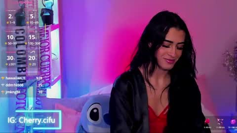 Snapshot of dayanahill2 chatting on June 5, 9:53 pm Dayana Hill online show from June 5, 9:53 pm