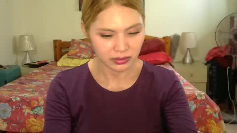 Snapshot of dayanasangre chatting on December 9, 3:29 am Dayana Cristal online show from December 9, 3:29 am