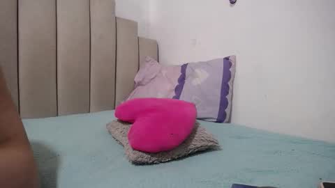 Snapshot of dayanats15 chatting on March 30, 3:57 pm instagram catherin dayana reina online show from March 30, 3:57 pm