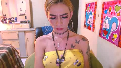 dayanna_01_ online show from February 4, 7:31 pm