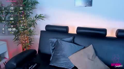 Dayanne online show from November 18, 11:37 pm