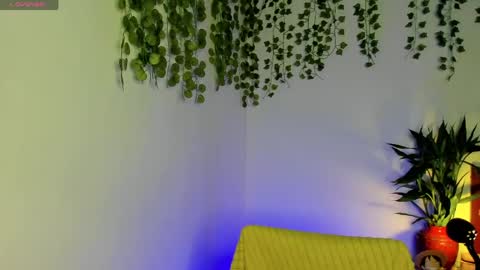 dayna_sunset online show from May 3, 3:12 am