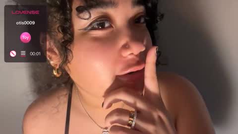 Snapshot of dayqueen1 chatting on January 13, 10:20 am dayqueen1 online show from January 13, 10:20 am