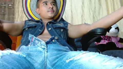 dayro_dduran online show from May 16, 7:45 pm