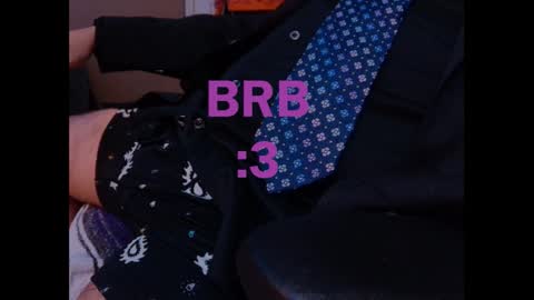 Snapshot of daz42069 chatting on February 7, 9:02 am BiqThiqDiq42069 online show from February 7, 9:02 am