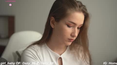 Snapshot of dazy_88 chatting on February 27, 1:16 am Dazy My Fansly online show from February 27, 1:16 am