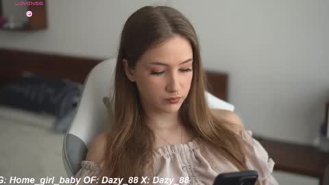 Snapshot of dazy_88 chatting on March 2, 1:26 am Dazy My Fansly online show from March 2, 1:26 am