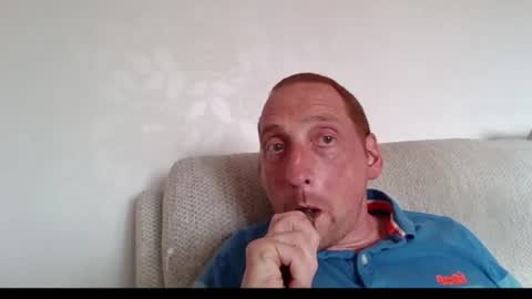 Snapshot of dazza2574 chatting on July 25, 2:25 pm dazza2574 online show from July 25, 2:25 pm