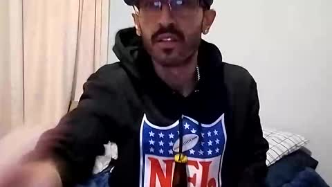 Snapshot of dc4mcpt chatting on January 21, 8:41 am DC4mCPT online show from January 21, 8:41 am