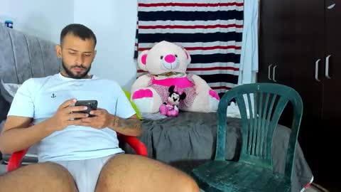 dcollins_ online show from February 11, 5:34 am