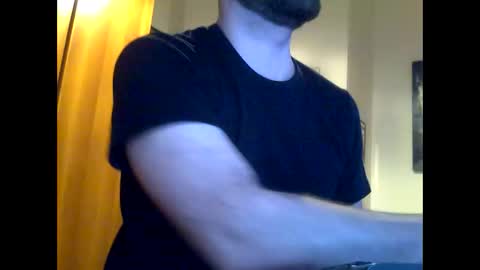 Snapshot of dcs83 chatting on December 26, 3:53 pm dcs83 online show from December 26, 3:53 pm