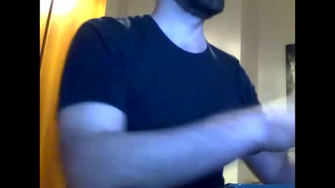 Snapshot of dcs83 chatting on January 9, 5:00 pm dcs83 online show from January 9, 5:00 pm