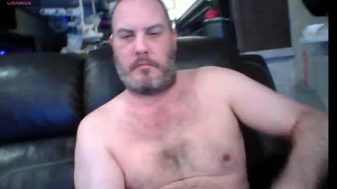 Snapshot of ddboobman chatting on April 11, 1:21 am want girl to play with me online show from April 11, 1:21 am