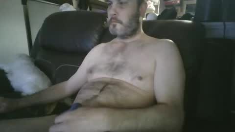Snapshot of ddboobman chatting on April 16, 4:41 pm want girl to play with me online show from April 16, 4:41 pm