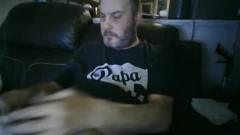 Snapshot of ddboobman chatting on May 25, 5:41 pm want girl to play with me online show from May 25, 5:41 pm