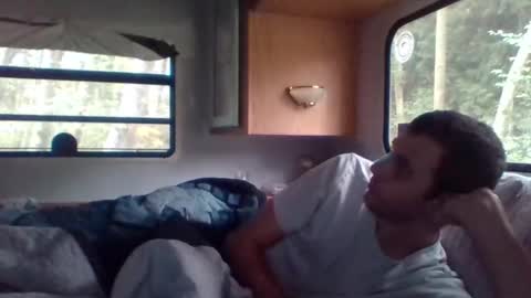 Snapshot of deafguyproud69 chatting on October 16, 11:28 pm deafguyproud69 online show from October 16, 11:28 pm