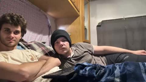 deafguyproud69 online show from March 13, 12:39 am