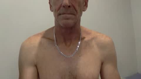 Snapshot of deanofflove221000 chatting on March 23, 3:10 am deanofflove221000 online show from March 23, 3:10 am