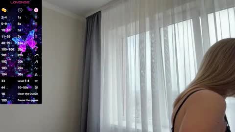 Snapshot of dear_neighbor chatting on March 23, 1:15 pm dear_neighbor online show from March 23, 1:15 pm