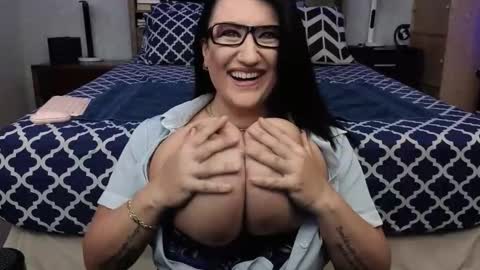 Rayna online show from October 31, 12:00 am